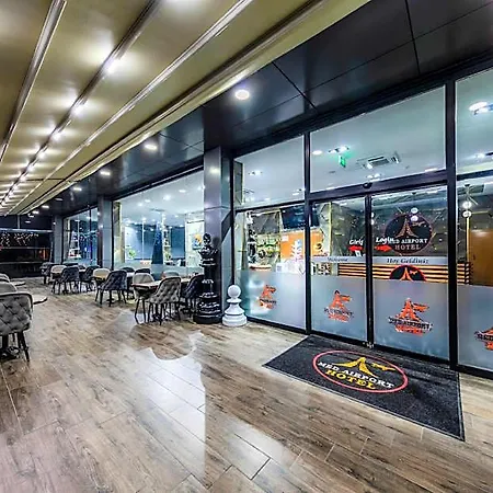 Med Airport מלון 4*
