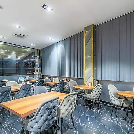 מלון Med Airport