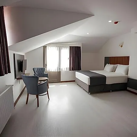 Med Airport 4*